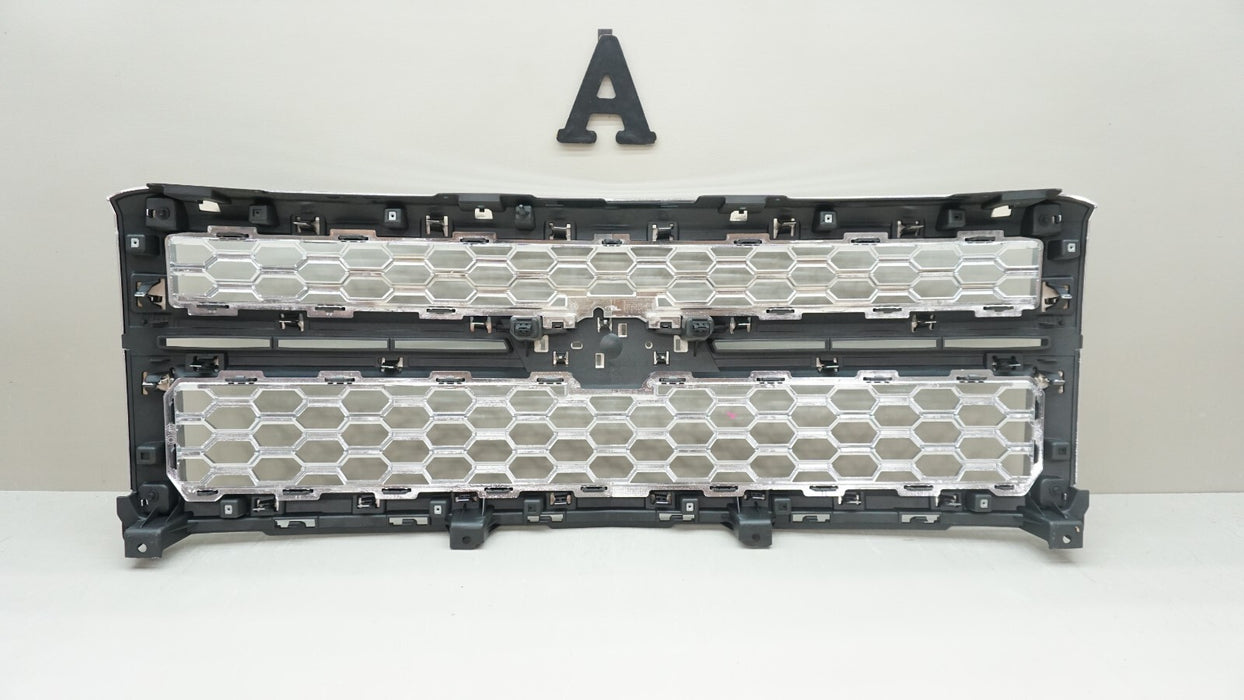 2014-2015 CHEVROLET SIVERADO 1500 FRONT RADIATOR GRILLE GRILL 23181411 OEM