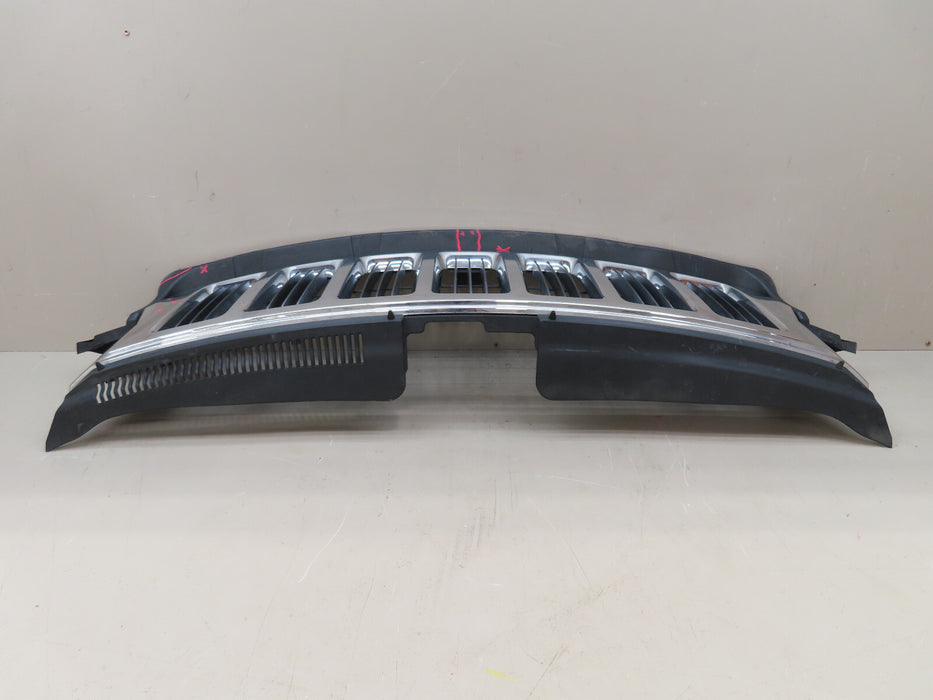 2011-2013 JEEP GRAND CHEROKEE FRONT UPPER GRILLE GRILL OEM 55079377