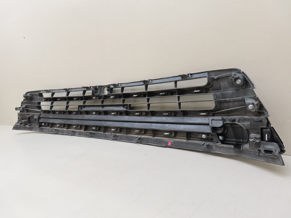2017-2019 TOYOTA HIGHLANDER FRONT BUMPER RADIATOR GRILLE GRILL OEM