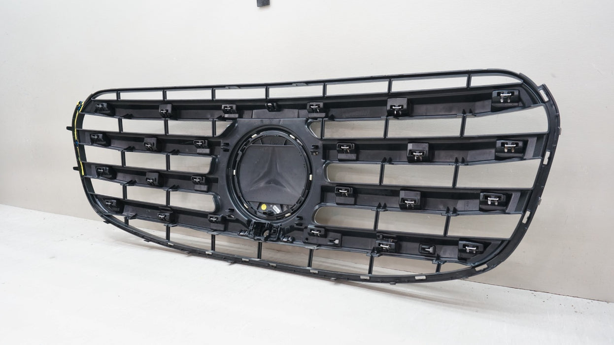 2024-2025 MERCEDES-BENZ GLS X167 FRONT BUMPER RADIATOR GRILLE OEM A1678882201