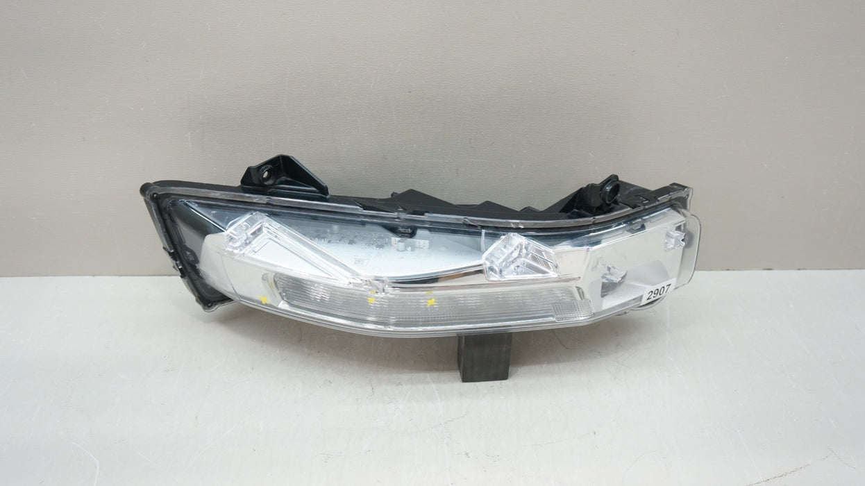2018-2023 FORD MUSTANG FRONT RIGHT PASSENGER SIDE FOG LIGHT OEM PJR3B13201AE