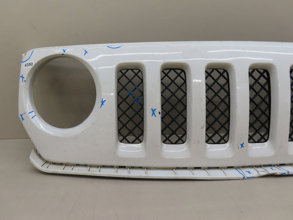 2011-2017 JEEP PATRIOT FRONT MAIN BUMPER GRILLE OEM 11MK74-J-1150M