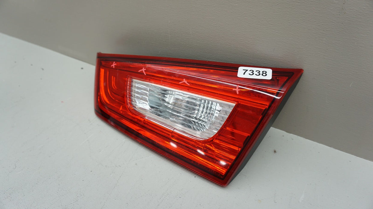 2011-2019 MITSUBISHI OUTLANDER REAR RIGHT PASSENGER SIDE INNER TAIL LIGHT OEM