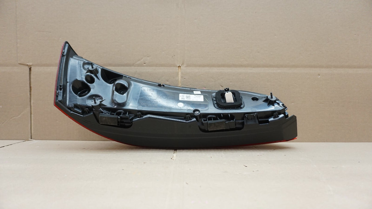 2020-2022 AUDI Q7 REAR RIGHT PASSENGER SIDE TAIL LIGHT LED OEM 20 21 22