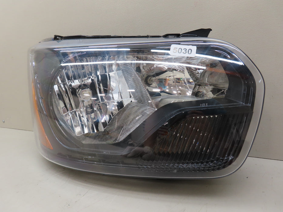 2014-2019 FORD TRANSIT FRONT LEFT DRIVERS HEADLIGHT HALOGEN OEM