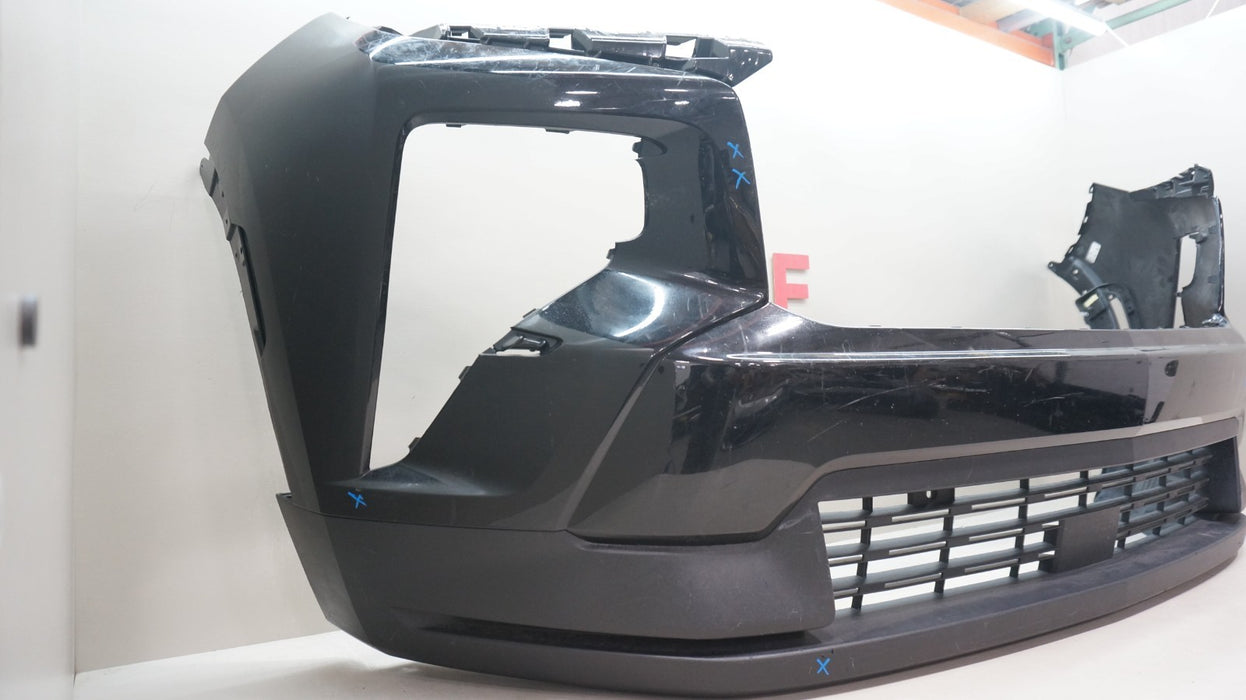 2025-2026 CHEVROLET TRAVERSE FRONT BUMPER COVER OEM