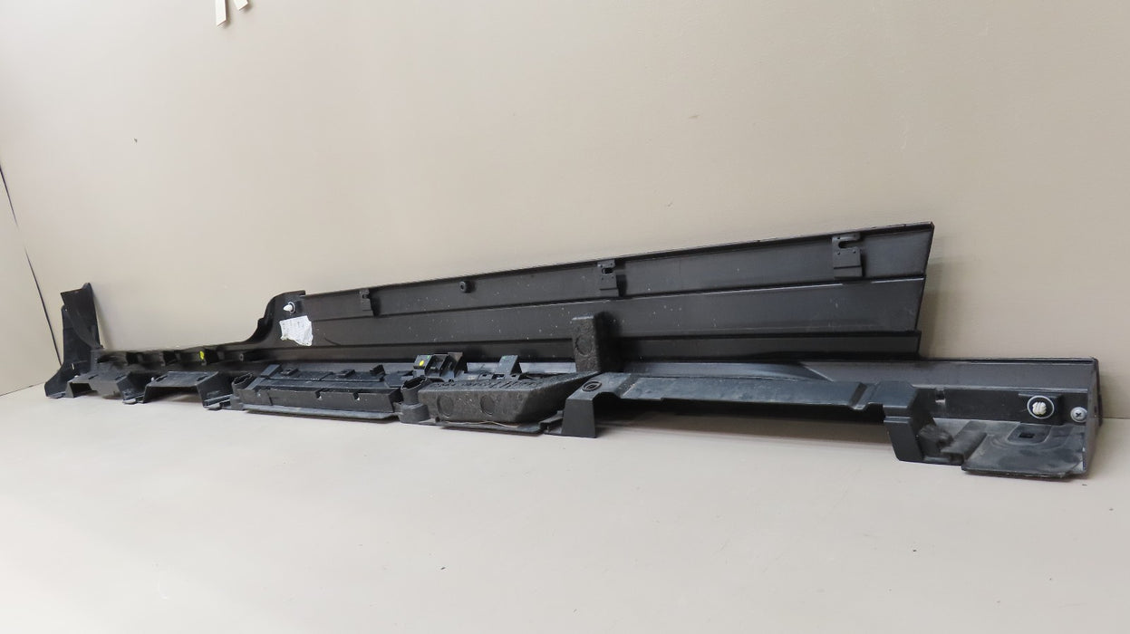 2021-2024 TOYOTA SIENNA  LEFT DRIVE SIDE ROCKER PANEL OEM 75852-08050