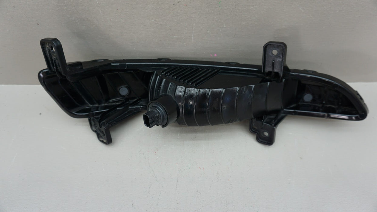 2013-2017 CHEVROLET TRAVERSE LEFT DRIVER SIDE TURN SIGNAL LIGHT OEM 23305608