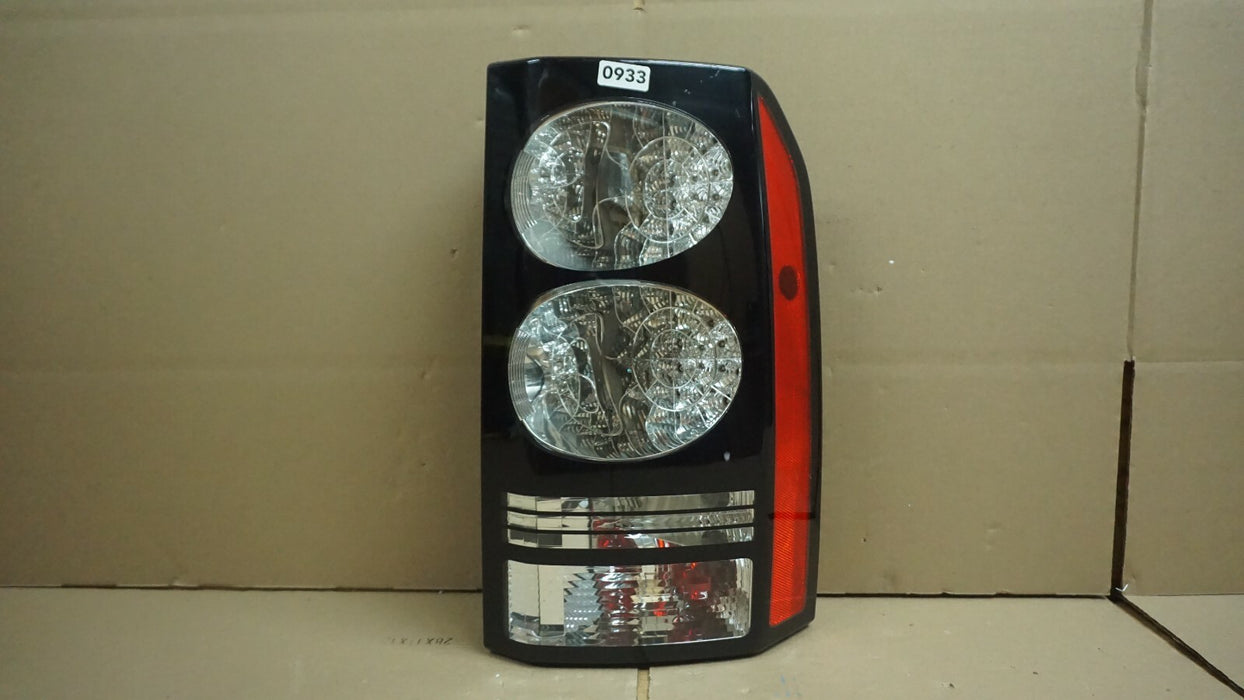 2014-2015 LAND ROVER RANGE ROVER HSE RIGHT PASSENGER TAIL LIGHT LAMP LED OEM