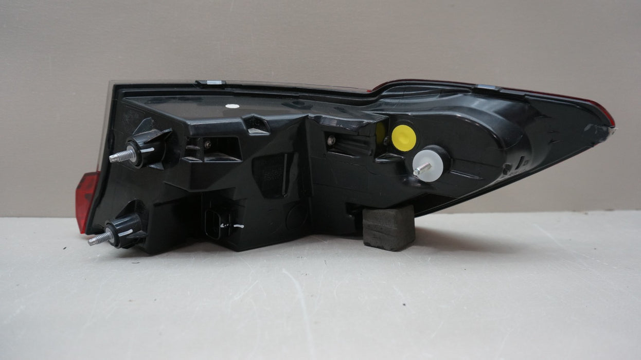 2019-2023 BMW M3 / M340I REAR LEFT DRIVER SIDE OUTER TAI LIGHT OEM