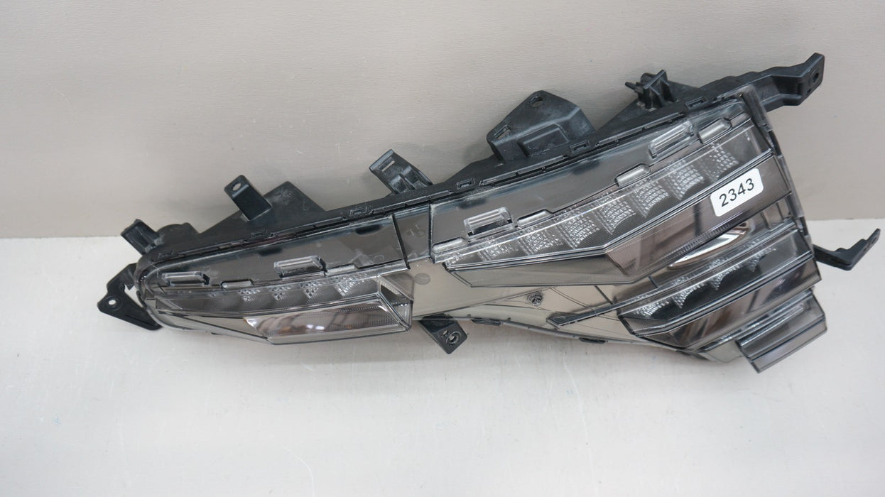 2022-2024 HYUNDAI SANTA CRUZ FRONT RIGHT DAYTIME RUNNING LIGHT DRL OEM