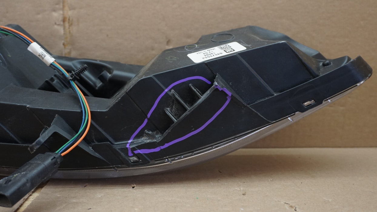 2019-2021 CHEVROLET MALIBU FRONT RIGHT PASSENGER SIDE FOG LIGHT LAMP LED OEM