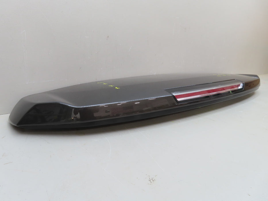 2015-2020 GMC YUKON REAR TAILGATE LIFTGATE SPOILER W/ THIRD LIGHT OEM 84554769