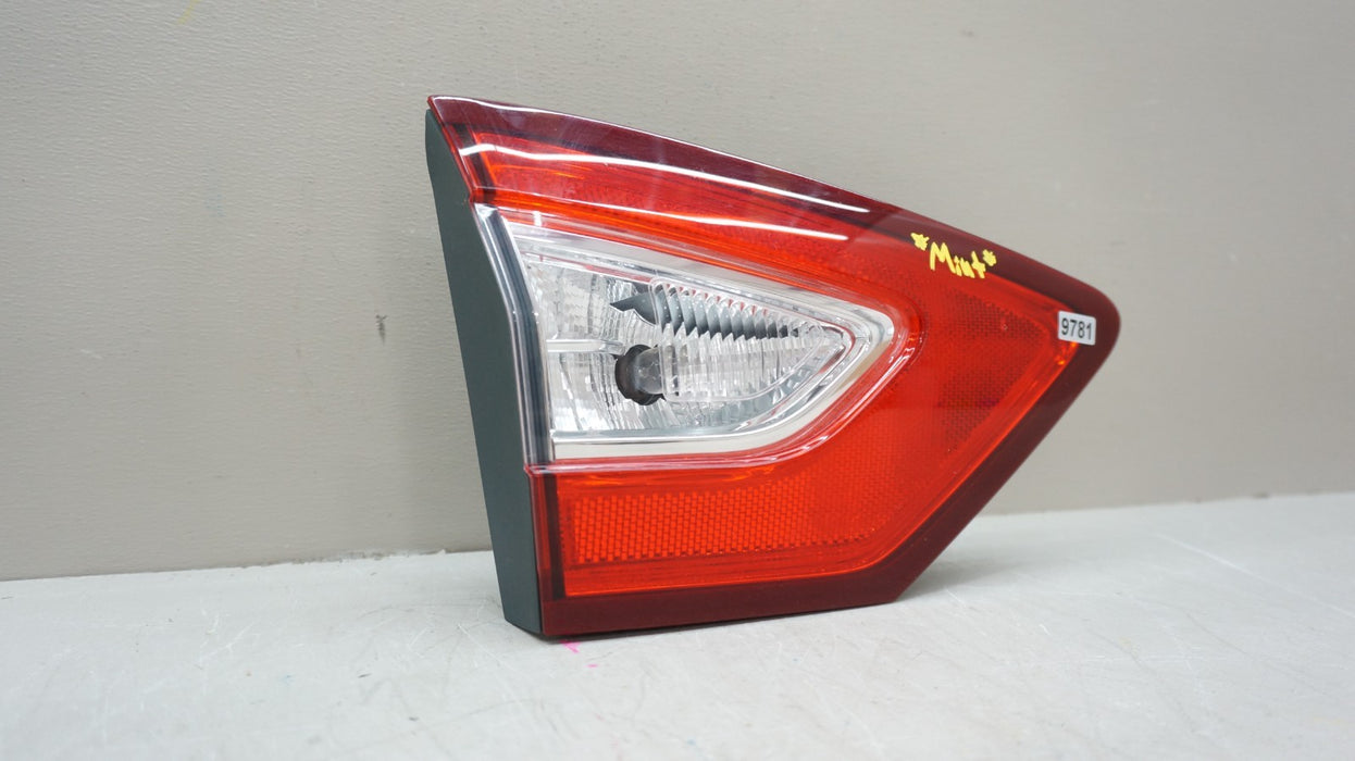 2013-2016 FORD FUSION REAR LEFT DRIVER SIDE INNER TAIL LIGHT OEM