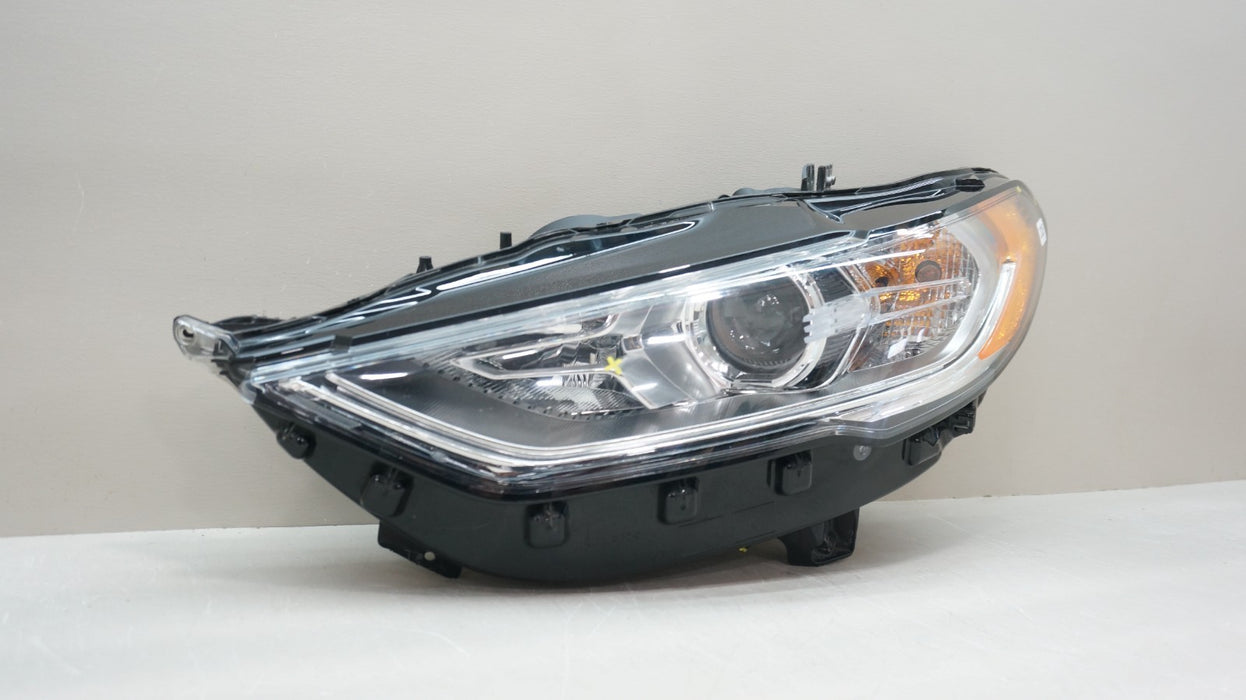 2017-2020 FORD FUSION FRONT LEFT DRIVERS SIDE HALOGEN HEADLIGHT OEM