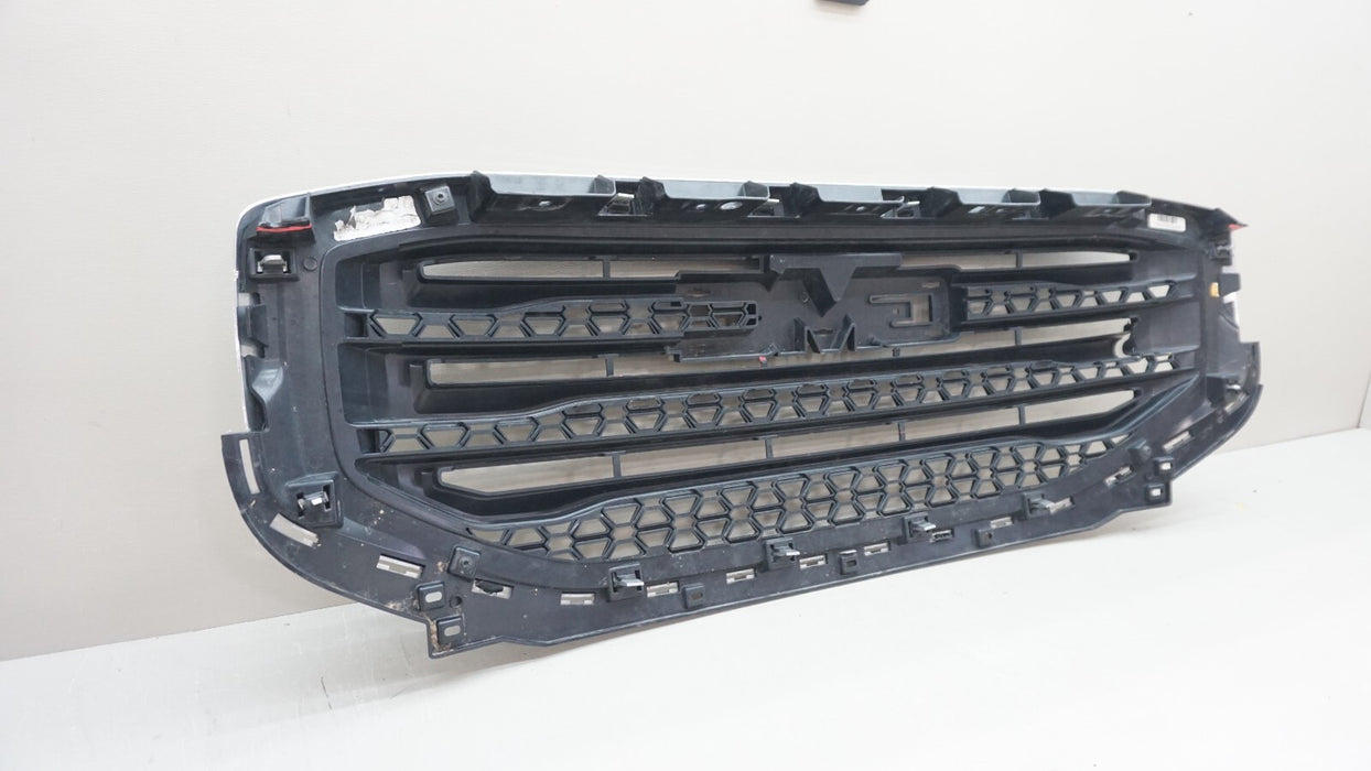 2017-2019 GMC ACADIA SLE FRONT BUMPER RADIATOR GRILLE OEM 23159133