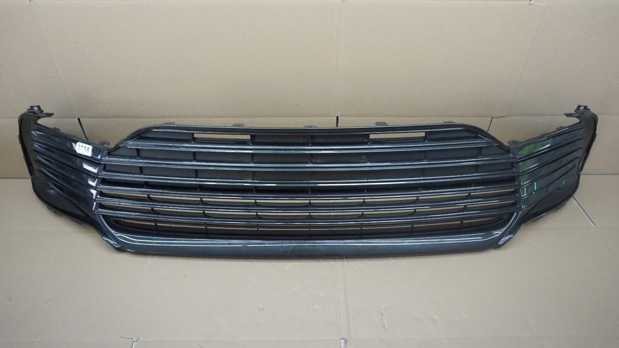 2021-2022 TOYOTA CAMRY FRONT BUMPER CENTER GRILLE GRILL TRIM BLACK OEM 21 22