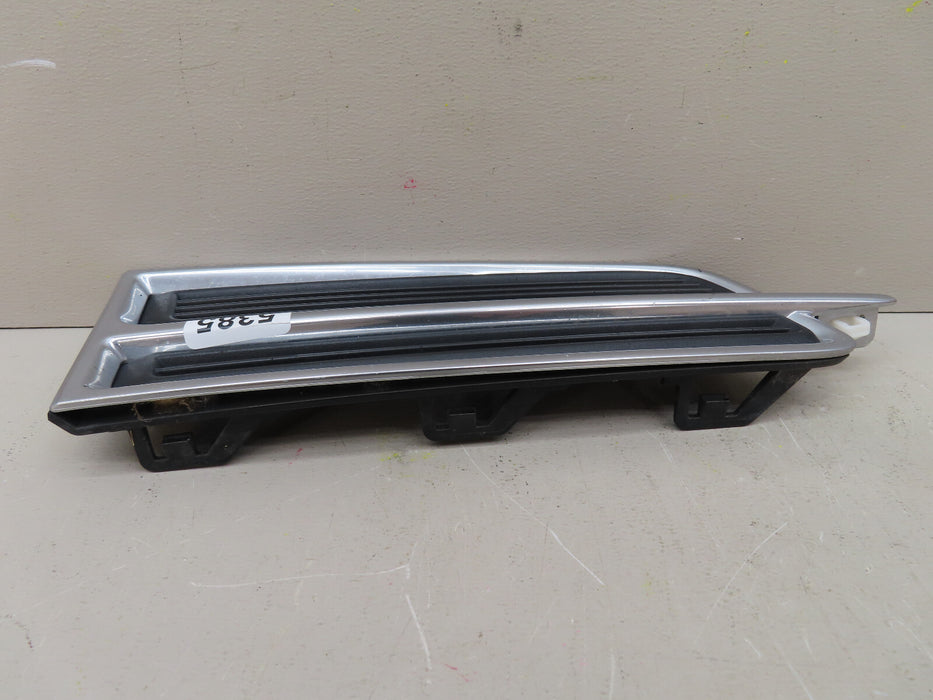 2013-2017 CADILLAC XTS FRONT RIGHT PASSENGER FOG LIGHT BEZEL COVER OEM