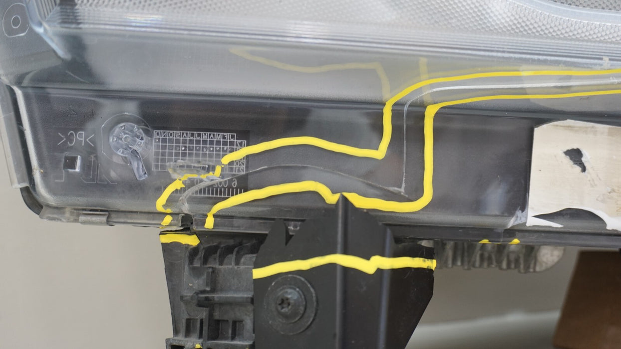 2019-2023 DODGE RAM 1500 LH LEFT DRIVER SIDE HEADLIGHT OEM 17E6409