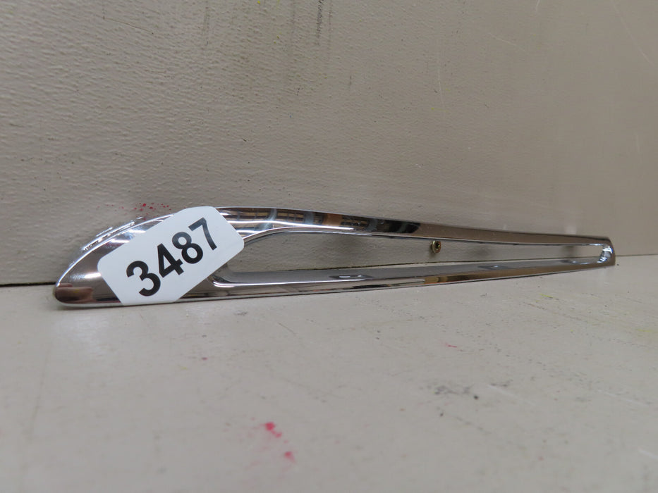 2017-2019 MERCEDES-BENZ GLC 300,350E,43AMG FRONT LEFT LOWER TRIM MOLDING OEM