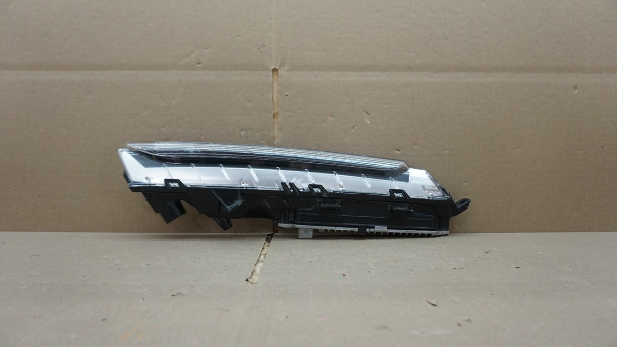 2019 2020 PORSCHE CAYENNE 9YA RIGHT PASSENGER SIDE FOG DAY LIGHT OEM 19 20