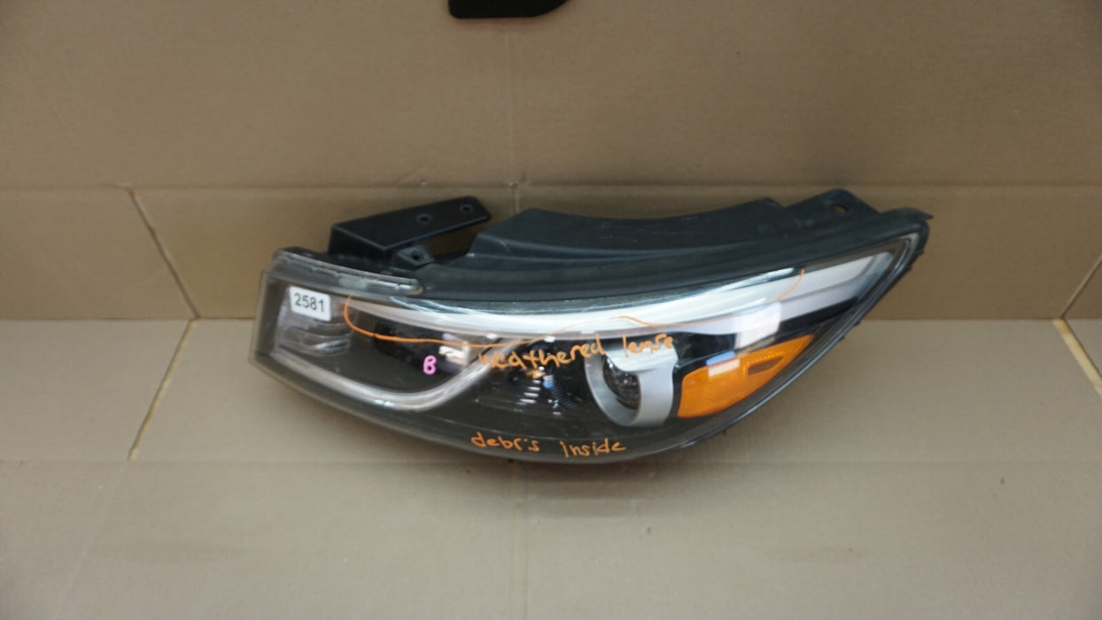2015-2018 KIA SEDONA FRONT LEFT DRIVERS SIDE HEADLIGHT OEM 15 16 17 18