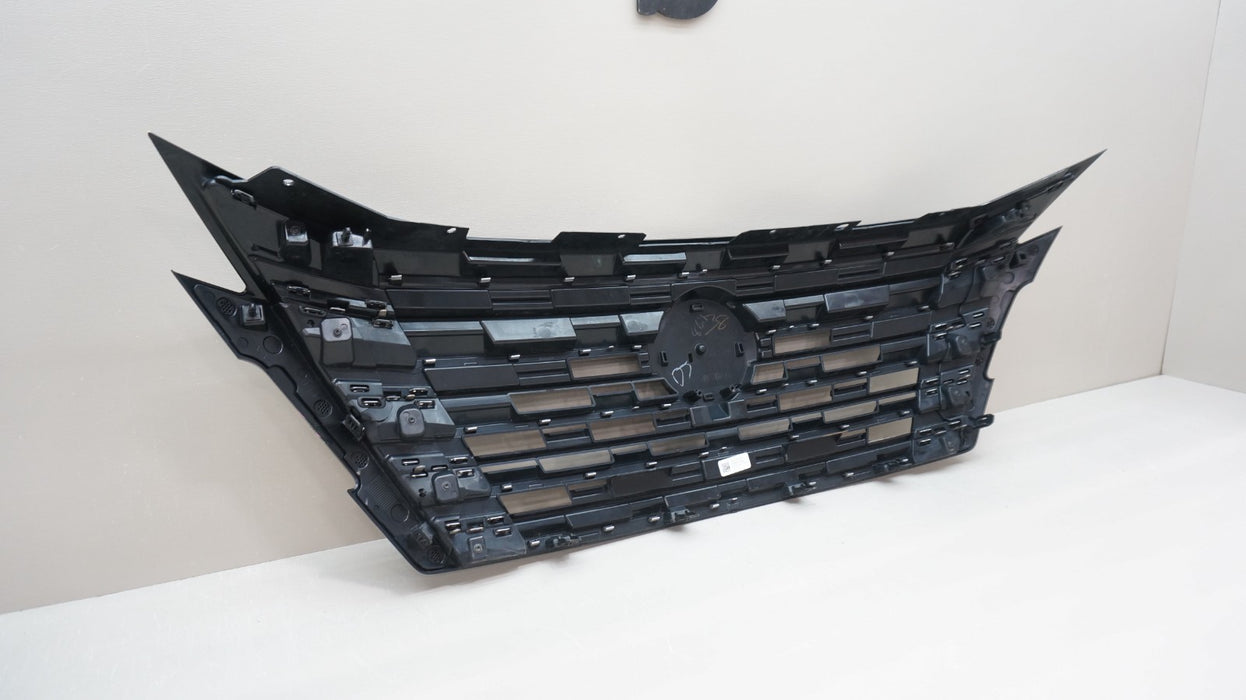 2024-2025 NISSAN ROGUE FRONT BUMPER RADIATOR GRILLE OEM