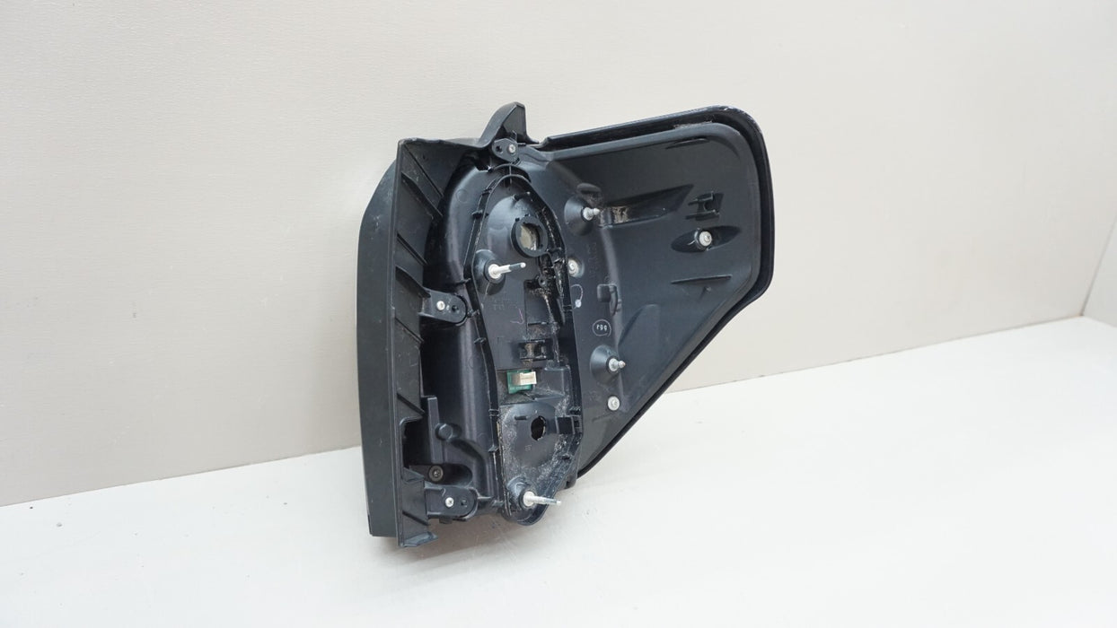 2014-2020 TOYOTA 4RUNNER FRONT LEFT DRIVERS SIDE TAIL LIGHT OEM
