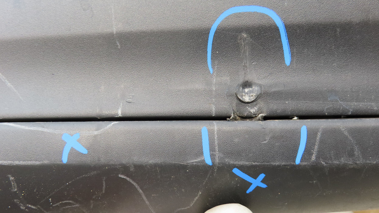 2017-2019 TOYOTA HIGHLANDER REAR LOWER BUMPER COVER OEM