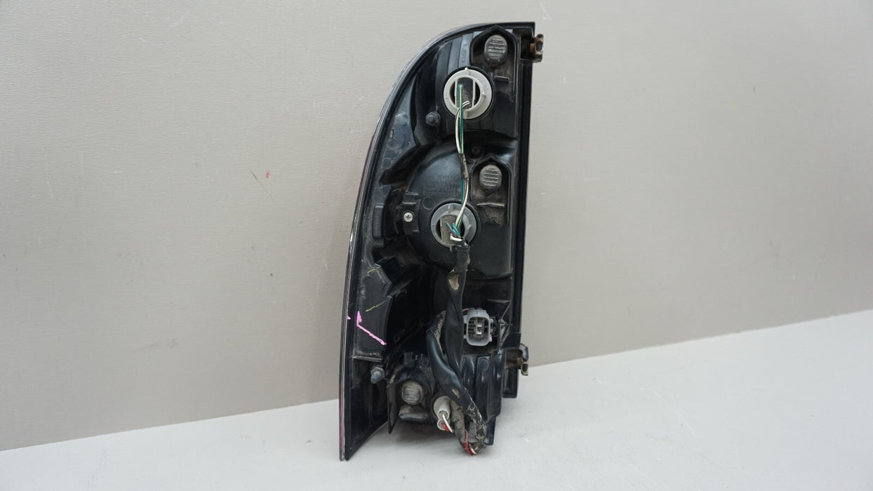 2009-2015 TOYOTA TACOMA REAR RIGHT PASSENGER SIDE TAIL LIGHT BRAKE STOP LAMP OEM