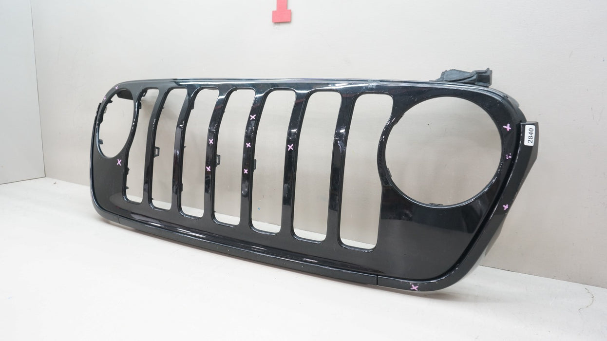2018-2023 JEEP WRANGLER JL SAHARA FRONT RADIATOR GRILLE GRILL 6BY79TRMA OEM
