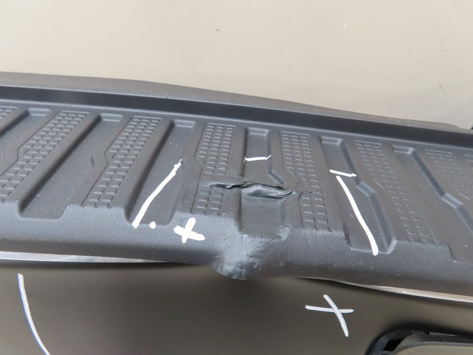 2020 2021 2022 GMC-CHEVROLET SIERRA/SILVERADO 2500/3500 REAR BUMPER COVER OEM