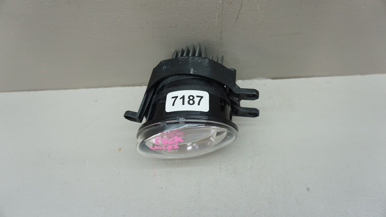 2016-2019 LEXUS RX350 RX450H FRONT LEFT DRIVERS SIDE FOG LIGHT OEM 17 18