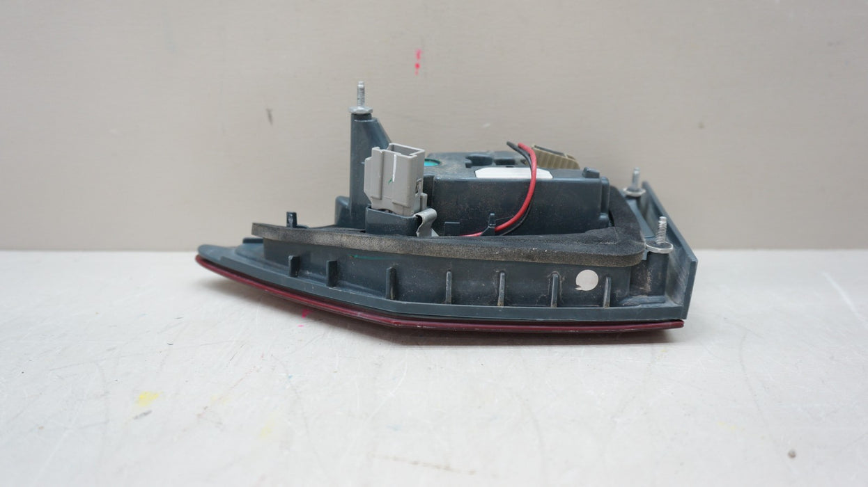 2013-2016 FORD FUSION REAR LEFT DRIVER SIDE INNER TAIL LIGHT OEM