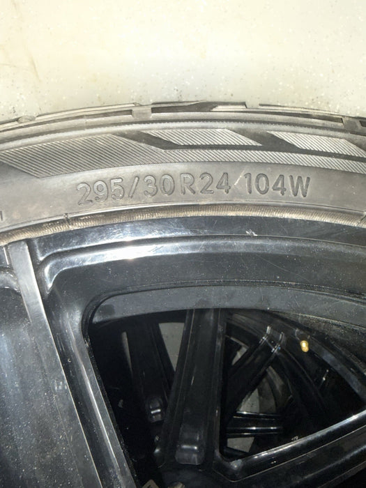 ROLLS ROYCE VOSSEN FORGED SERIES S17-11 SET RIMS W TIRES. NO TPMS SENSORS