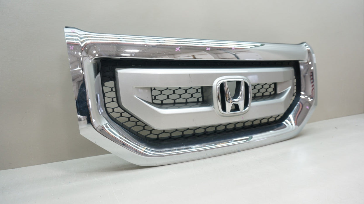 2009-2011 HONDA PILOT FRONT BUMPER RADIATOR CHROME GRILLE OEM