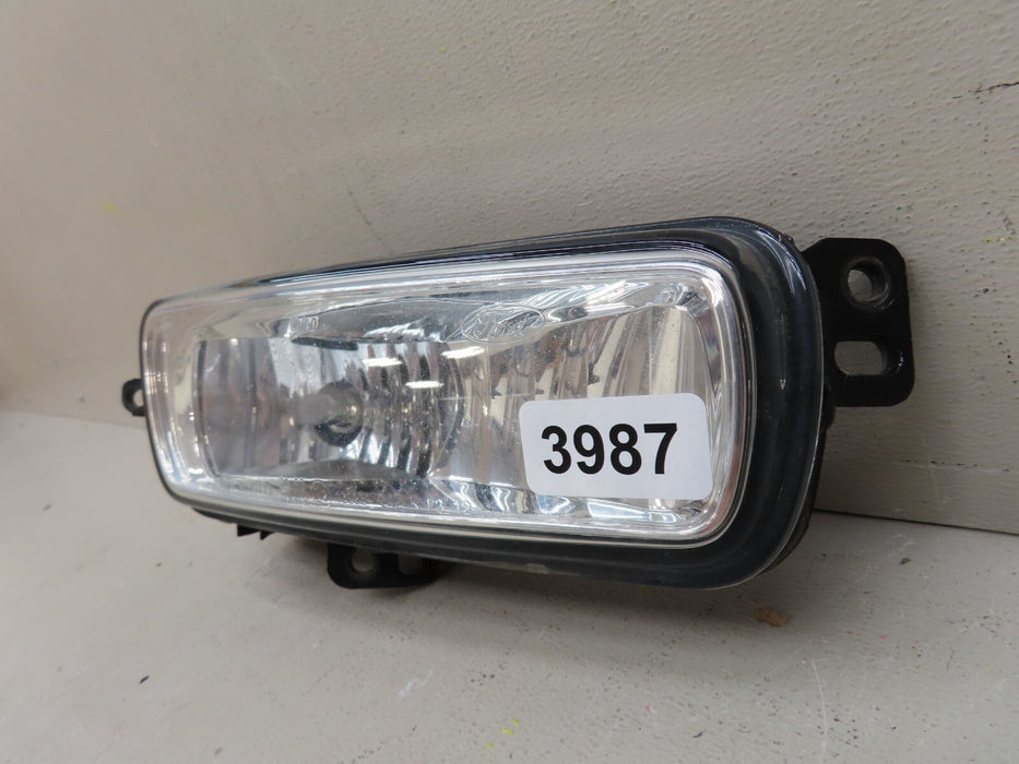 2015-2018 FORD FOCUS FRONT RIGHT PASSENGER FOG LIGHT LAMP OEM F1EB-15A254-AB