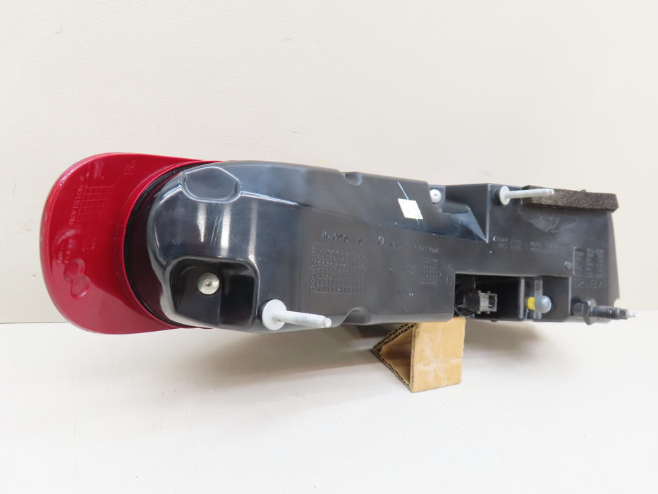 ASTON MARTIN D89,V8 VANTAGE REAR RIGHT PASSENGER SIDE TAIL LIGHT OEM