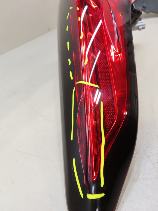 2020-2022 TOYOTA HIGHLANDER RIGHT DRIVER SIDE TAIL LIGHT LAMP LED OUTER OEM