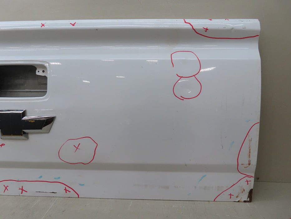 2016-2018 CHEVROLET SILVERADO 1500 2500 3500 HD REAR TAILGATE W/ EMBLEM OEM