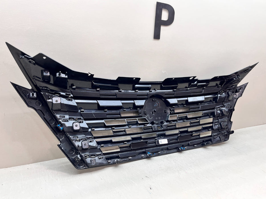 2024-2025 NISSAN ROGUE FRONT RADIATOR GRILLE GRILL 623106RZ1A OEM