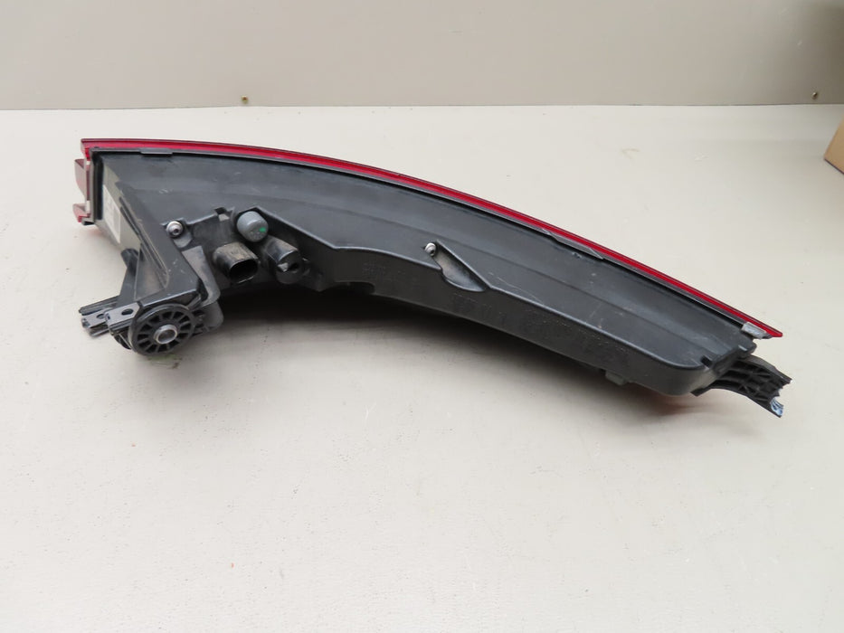 2017-2019 PORSCHE PANAMERA REAR  DRIVER SIDE LIGHT TAILLIGHT LAMP ASSEMBLY OEM