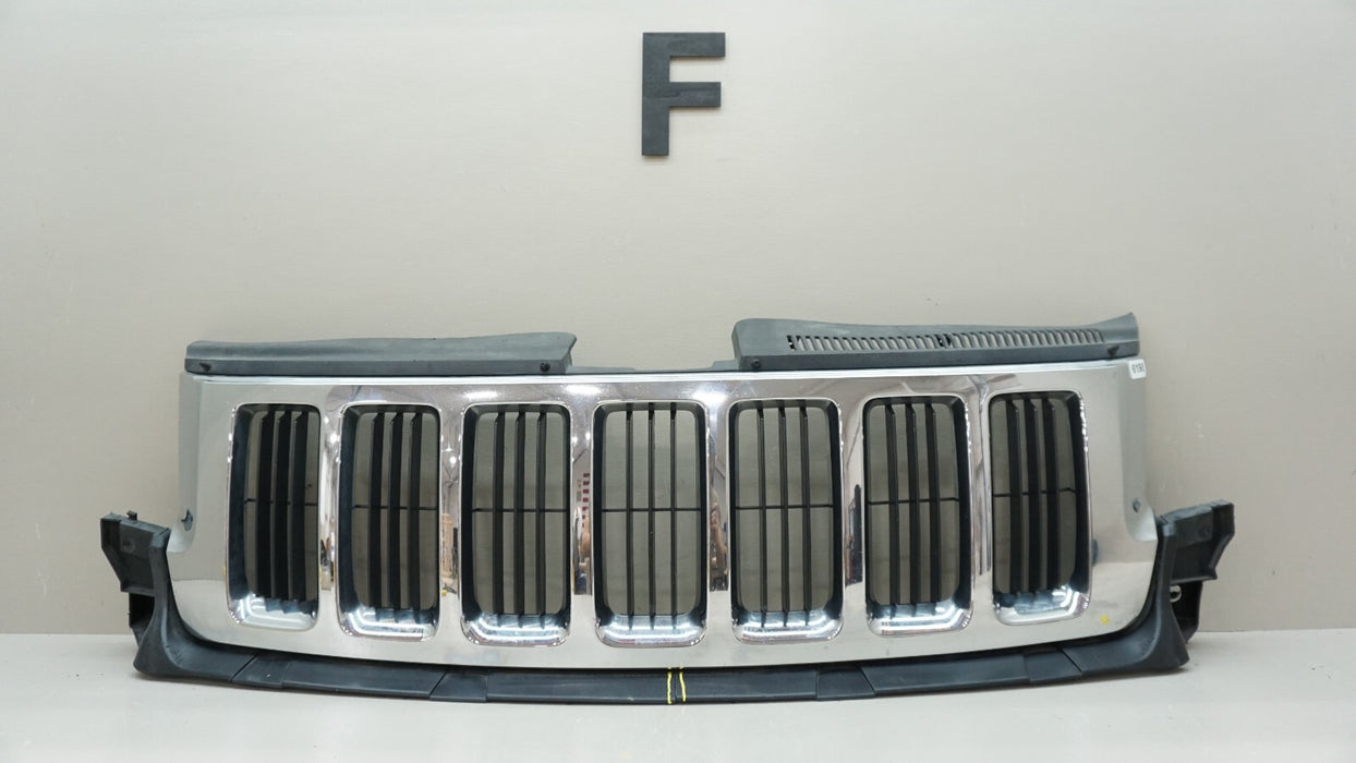 2011-2013 JEEP GRAND CHEROKEE FRONT MAIN GRILLE 55079377 OEM 11 12 13