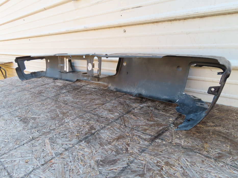 2014-2018 CHEVROLET SILVERADO GMC SIERRA REAR METAL BUMPER OEM 84077974