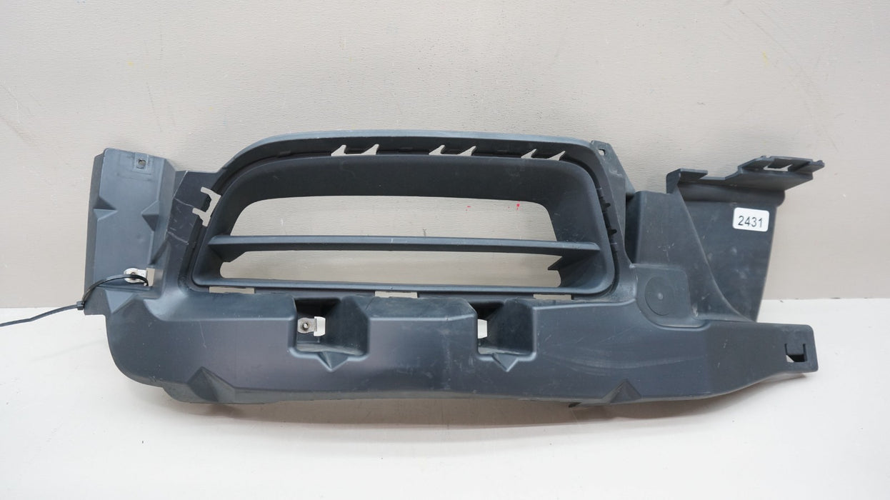 2015-2023 DODGE CHARGER FRONT RIGHT PASSENGER SIDE FOG LIGHT BEZEL 68226542AA