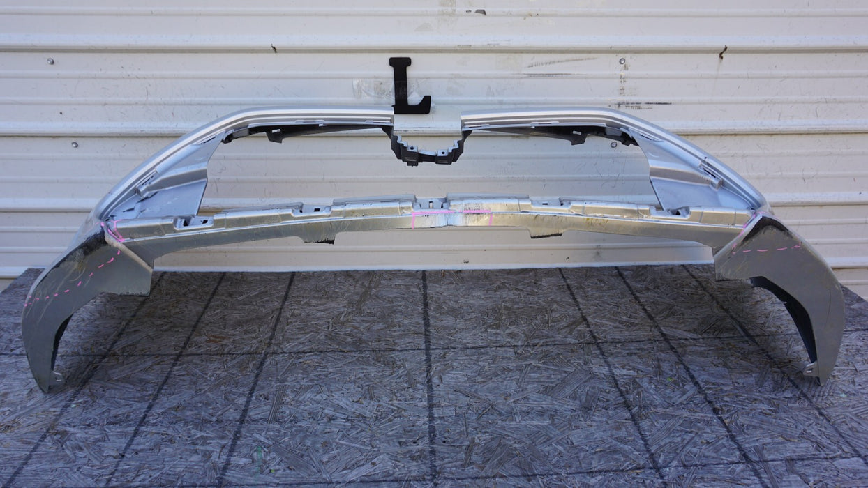 2017-2018 TOYOTA COROLLA LE/XLE FRONT BUMPER COVER OEM 17 18