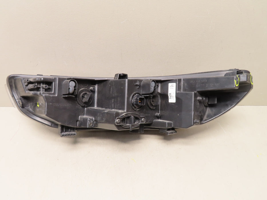 2019-2020 KIA SOUL RIGHT PASSENGER SIDE HEADLIGHT HALOGEN LAMP OEM 92208-k0