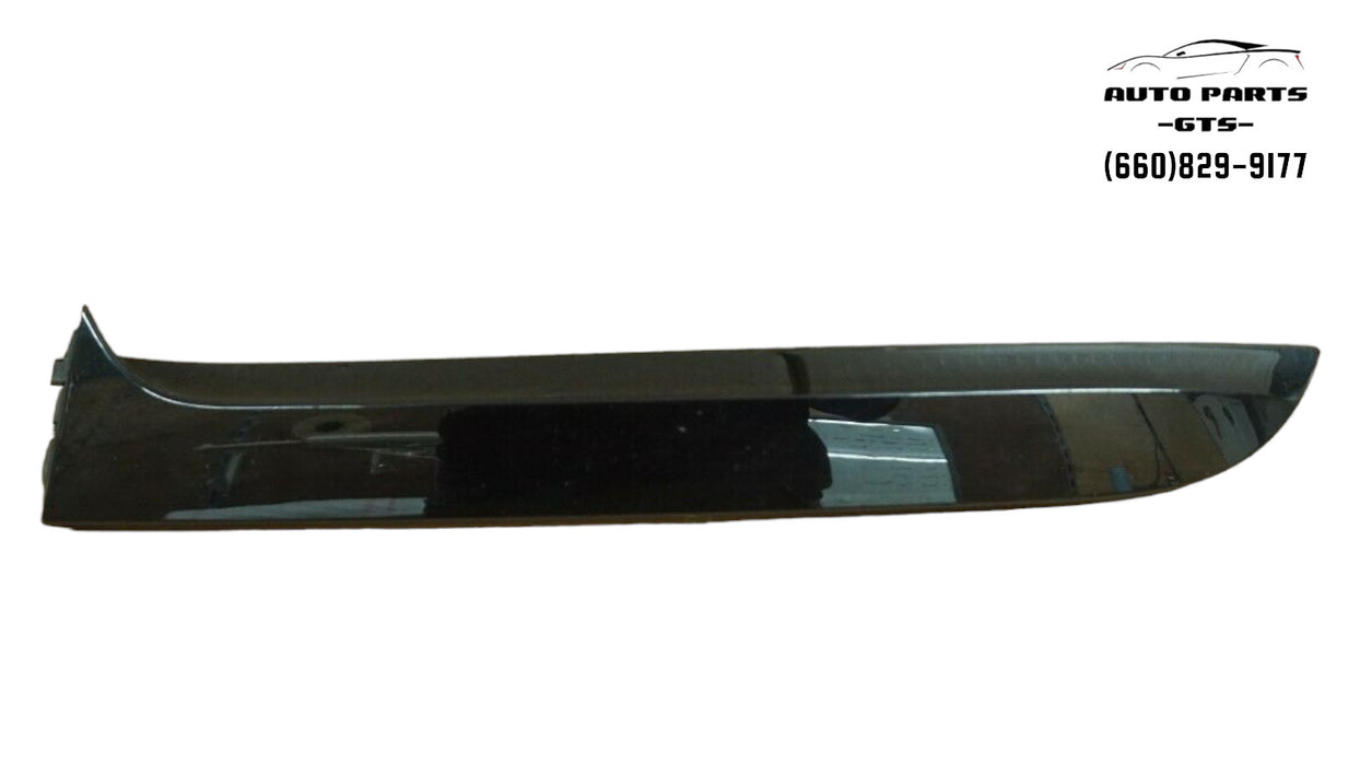 2016-2018 BENTLEY BENTAYGA REAR LEFT DRIVER SIDE TRUNK LID TRIM MOLDING OEM