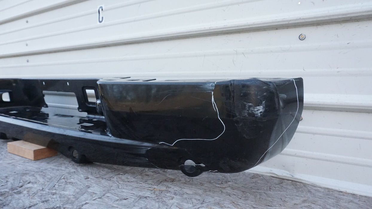 2002-2006 CADILLAC ESCALADE REAR BUMPER COVER PANEL PLASTIC OEM 15063812