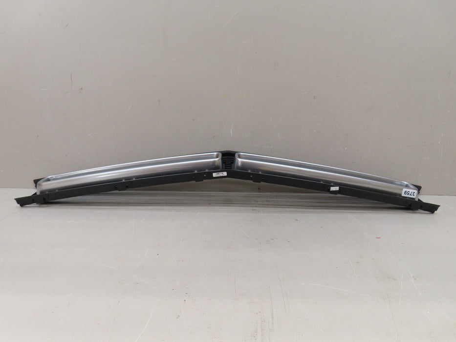 2015-2019 DODGE CHALLENGER FRONT UPPER RADIATOR GRILLE GRILL OEM 9403971